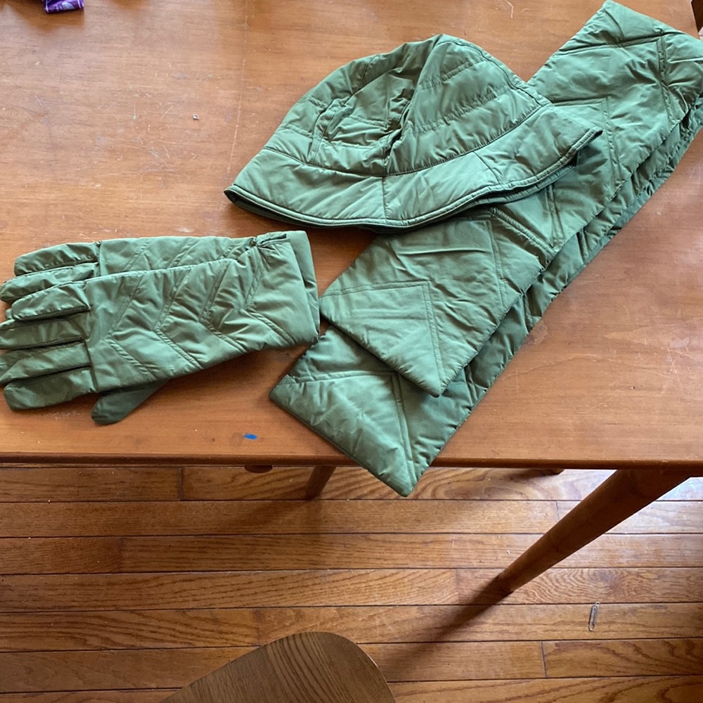 Three piece matching Eddie Bauer set